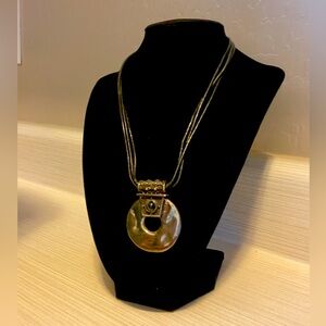 Beautiful Chicos necklace